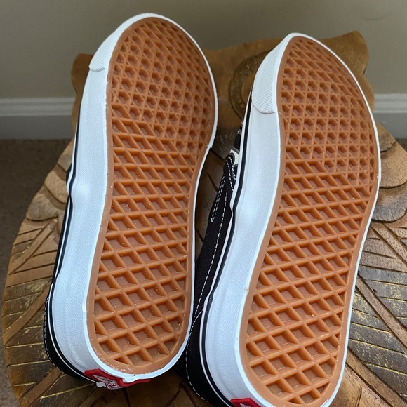 Vans Slip Ons Flame Skull - Picture 6 of 8